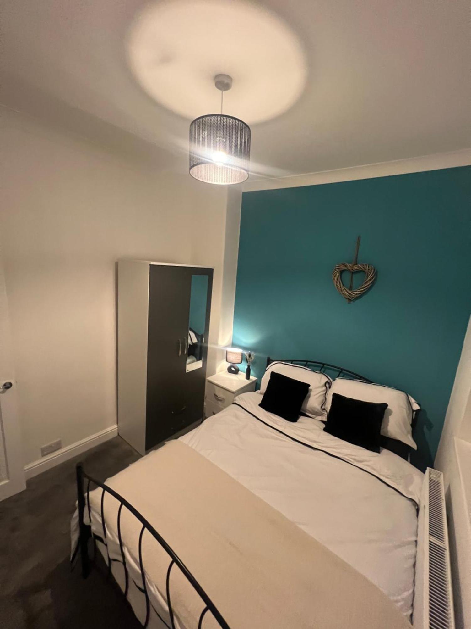 Cosy Home Perfect For Families And Contractors With Free Parking Darlington  Exteriör bild