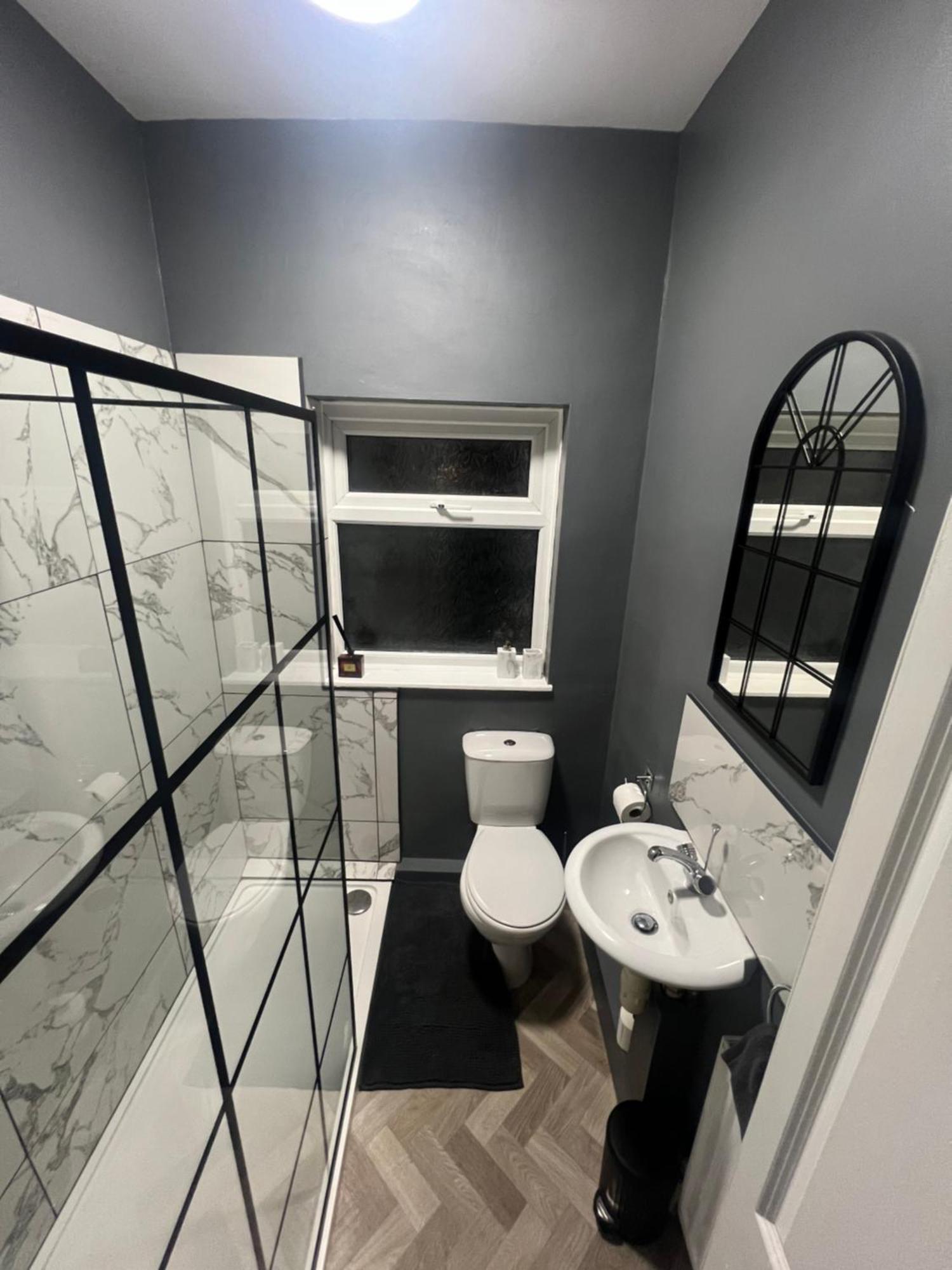 Cosy Home Perfect For Families And Contractors With Free Parking Darlington  Exteriör bild