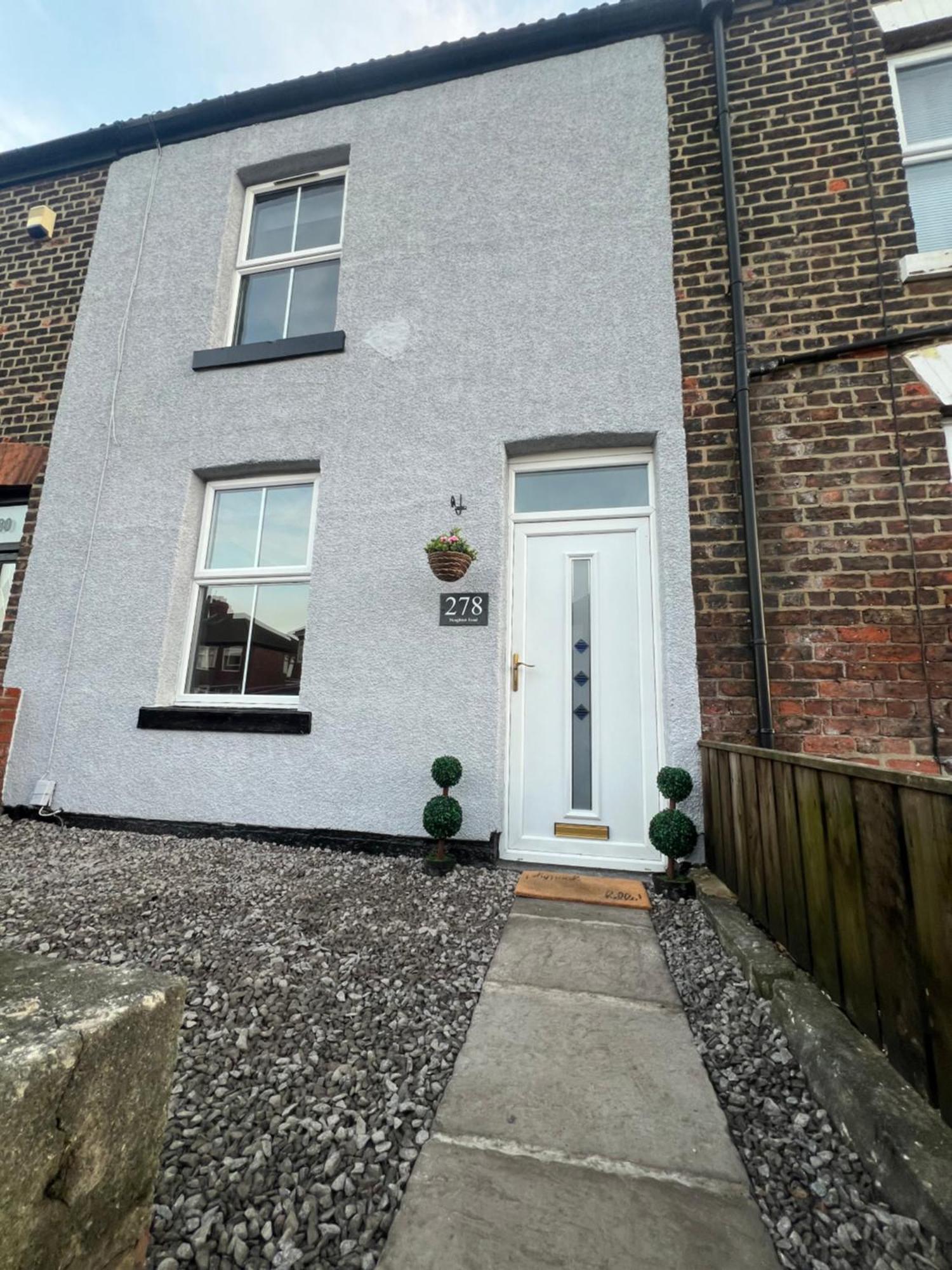 Cosy Home Perfect For Families And Contractors With Free Parking Darlington  Exteriör bild
