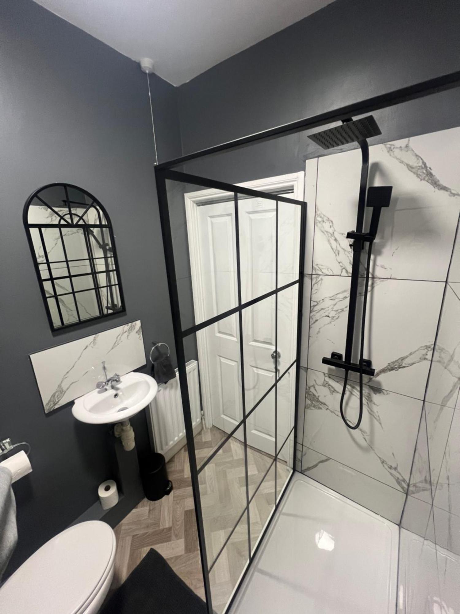 Cosy Home Perfect For Families And Contractors With Free Parking Darlington  Exteriör bild